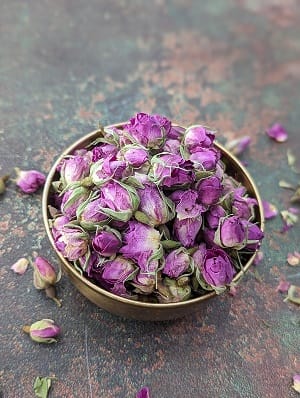 غنچه گل محمدی
